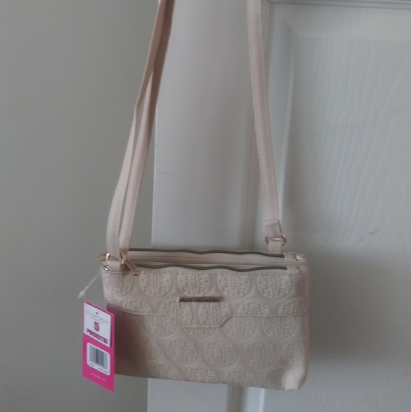 rampage shoulder bag